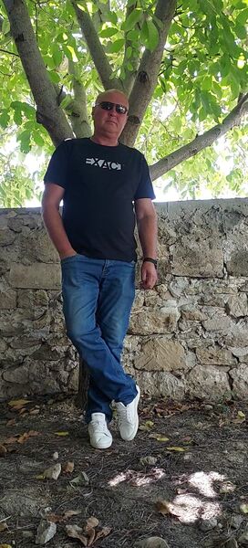  ,   Tudor, 55 ,   ,   
