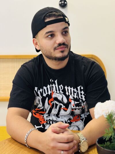  ,   , 28 ,   ,   
