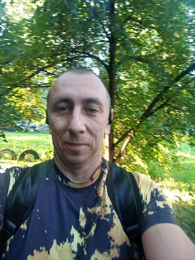   ,   ALEX, 46 ,  