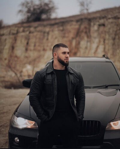  ,   Ruslan, 32 ,   ,   , c , 