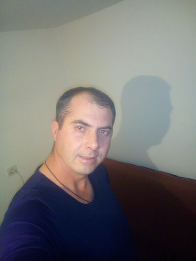  ,   Dejan, 41 ,   ,   , c 