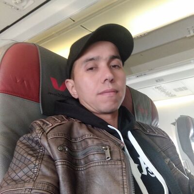  ,   Akmal, 33 ,   ,   