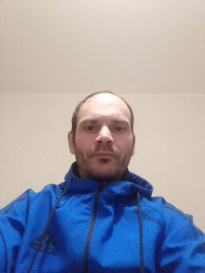 ,   Sasha, 45 ,   c 