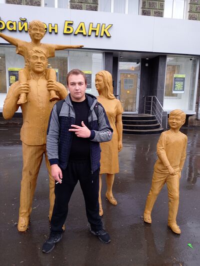  ,   Vitaly, 25 ,   ,   