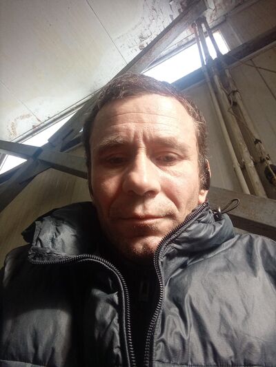  ,   Oleg, 41 ,   ,   