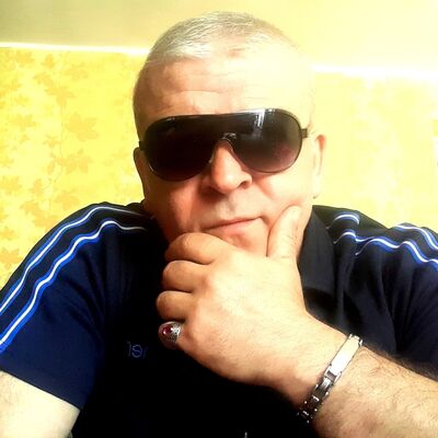  ,   Gocha, 49 ,   ,   , c , 