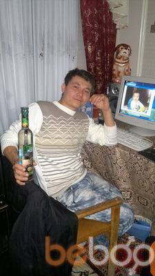  ,   Domenik, 40 ,   ,   , c , 