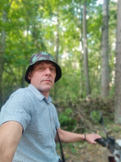  ,   Osvaldaz, 46 ,   ,   