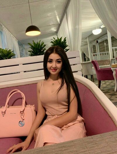  ,   Malika, 29 ,   ,   