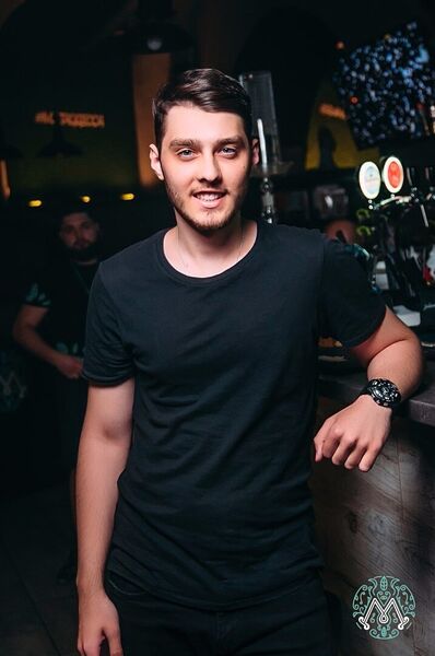 ,   Dima, 33 ,   ,   