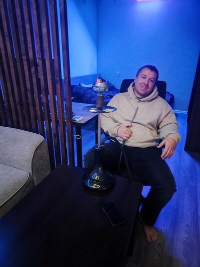 ,   Ilya, 32 ,   ,   , c , 