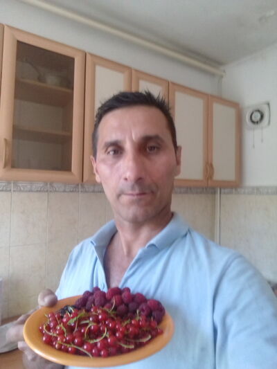  ,   Sergei, 53 ,   ,   , c 