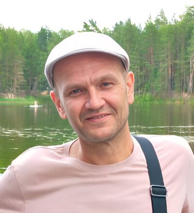  -,   Alexander, 52 ,     , c 