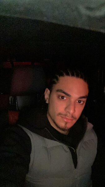  ,   Robert, 24 ,   ,   
