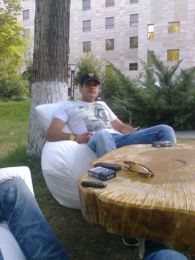  ,   Erik, 35 ,   ,   , c 