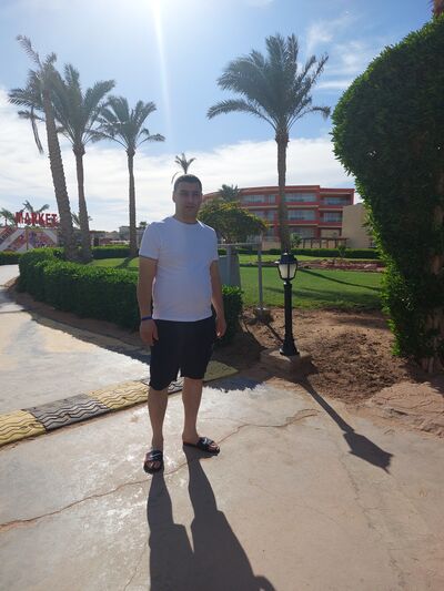  ,   Tiko, 44 ,   ,   