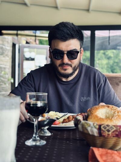  ,   Atilla, 37 ,   ,   