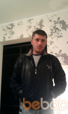  3804274  ILYA, 49 ,    