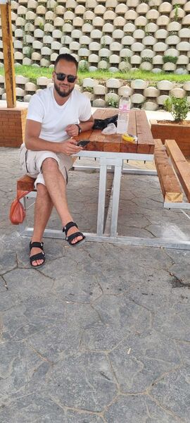  ,   Mourad, 32 ,   ,   