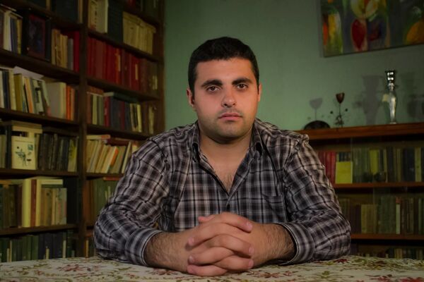  ,   Artur, 34 ,   