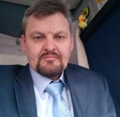  ,   Andrei, 47 ,   c 
