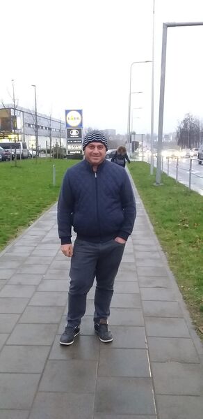  ,   Zuriko, 41 ,   ,   , c 