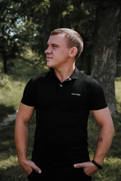  ,   Igor, 28 ,   ,   , c 