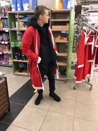  ,   Vladislav, 25 ,   ,   