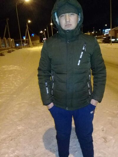  ,   Aliy, 32 ,   ,   , c 