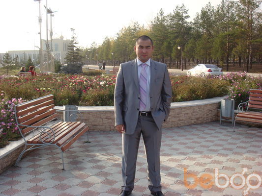  ,   Nurik, 42 ,   