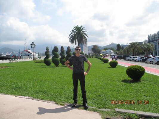  ,   Edgar, 32 ,   ,   , c 