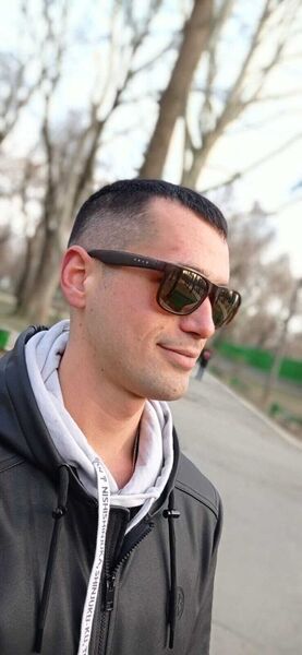  Praha,   Axel, 27 ,   ,   