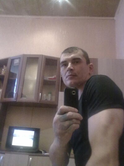  ,   Alex, 43 ,   