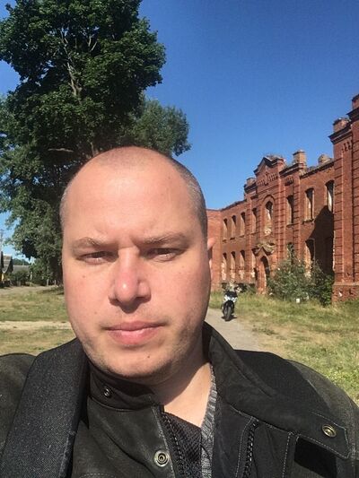  ,   Andrei, 37 ,  