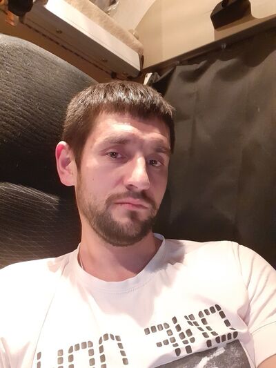  ,   Andrei, 37 ,   ,   , c 