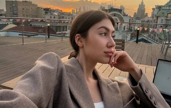  ,   Karina, 27 ,   ,   