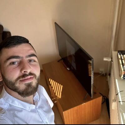  ,   Aleqsandre, 27 ,   ,   