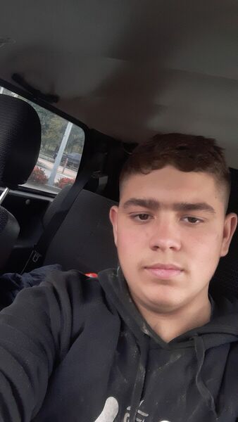  ,   Petro, 27 ,   ,   , c 