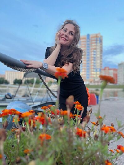  ,   Galina, 48 ,  