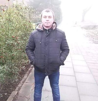  ,   Sergiu, 36 ,   