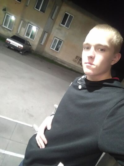  ,   Vlad, 22 ,   ,   