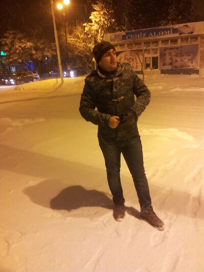  ,   Amir, 33 ,   