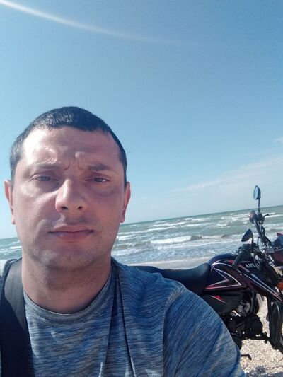  ,   Emil, 38 ,   ,   