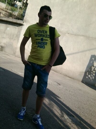 ,   Gio, 34 ,   