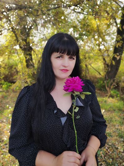  ,   Elena, 39 ,     , c 
