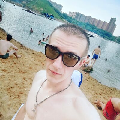  ,   Alex, 31 ,   ,   , c 