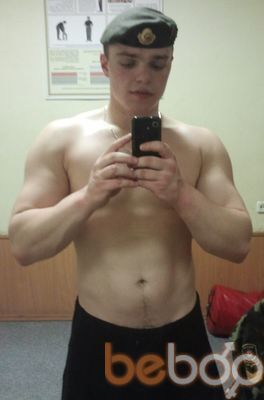  ,   Kirill, 31 ,  