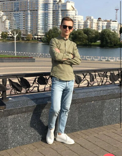  ,   Pavel, 32 ,   ,   , c , 