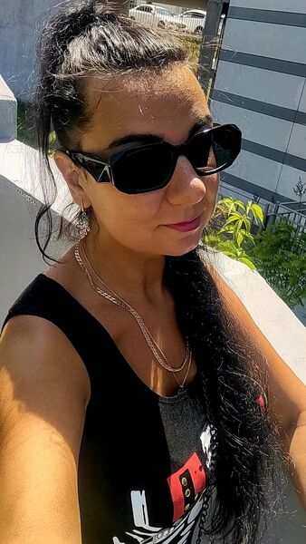  ,   Dana, 27 ,   ,   