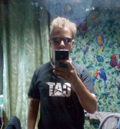  ,   Oleg, 25 ,   